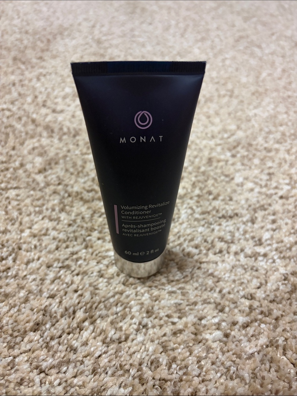 MONAT Volumizing Revitalize Conditioner - Black/Purple Tube